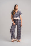 Conjunto de pantalon e blusa azul