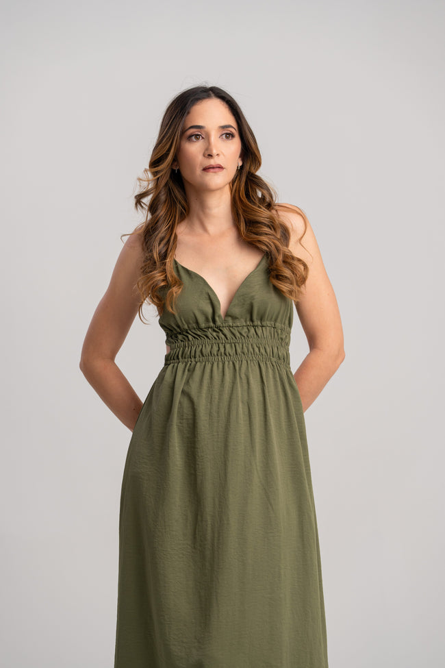 Vestido verde elegante espalda destapada
