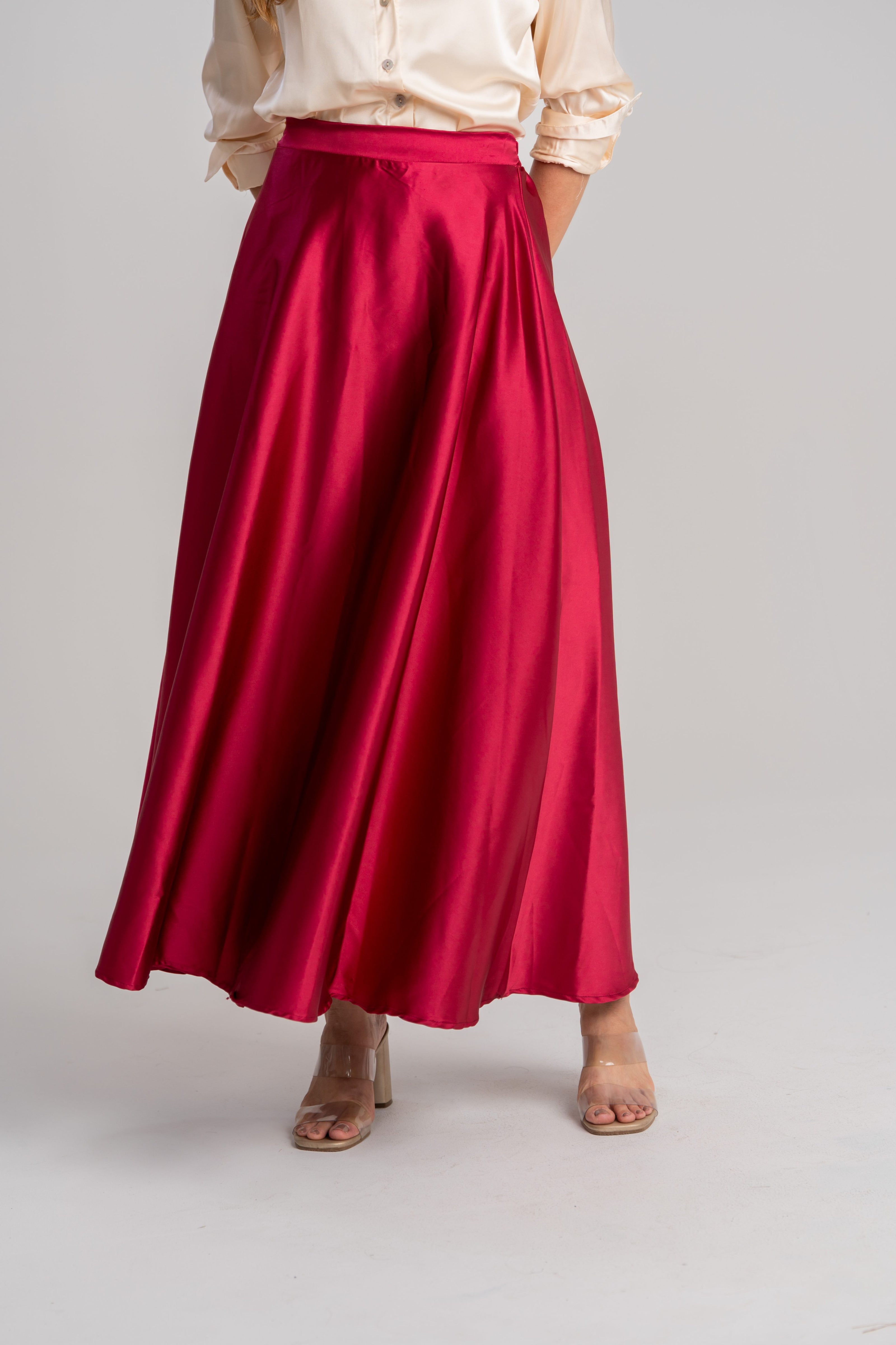 Falda larga de mujer roja