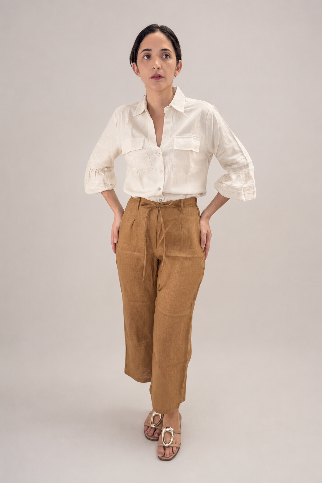Pantalón culotte de lino café