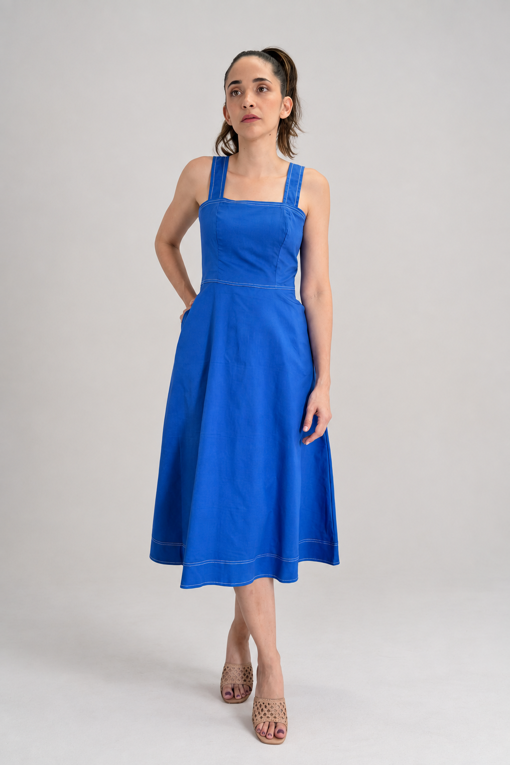 Vestido azul rey midi
